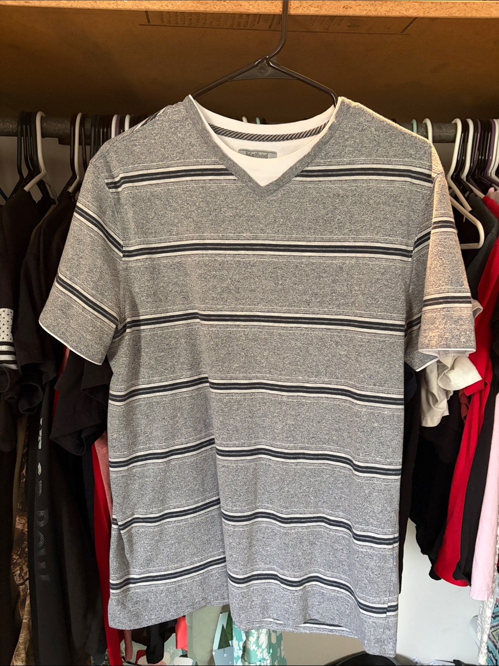 Men's Gray Striped V-Neck Short Sleeve Tee